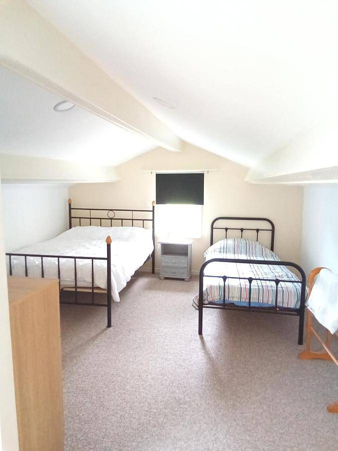 Gîte pour 3 personnes, avec vue et jardin à Saint-Mandé-sur-Brédoire - 3