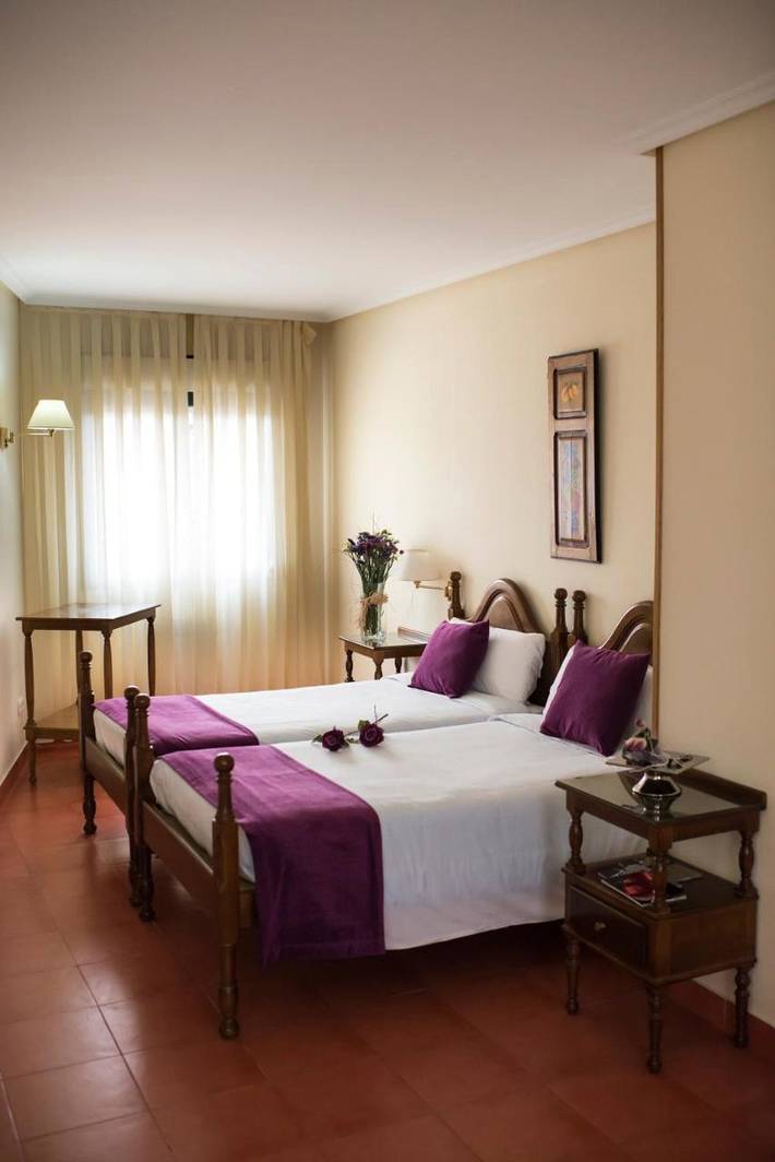 Hotel para 2 personas, con Balcón en Lapuebla de Labarca - 4