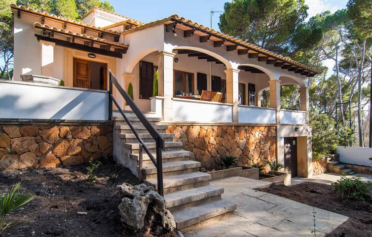 Ferienhaus für 8 Personen, mit Terrasse in Cala Ratjada