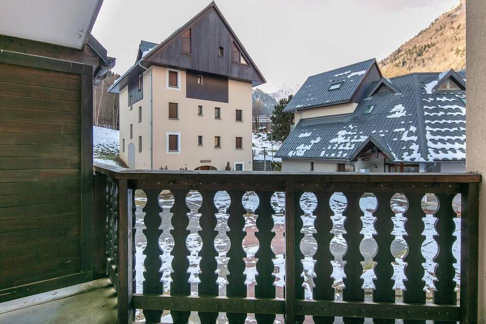 Ganze Wohnung, Balkon, parkmöglichkeiten, schließfach für die skier, 50m², Saint Colomban des Villards in Saint-Colomban-des-Villards, Region Saint-Jean-de-Maurienne