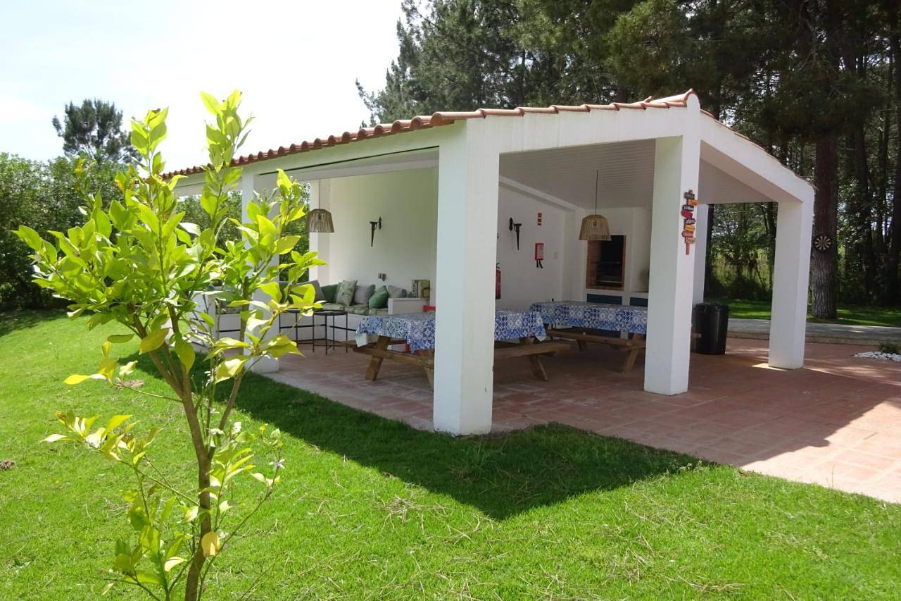 Apartamento inteiro, Quinta da Alentegria - 4 cottages met lounge en verwarmd zwembad van april tot eind september! in Alcácer do Sal e Santa Susana, Alentejo Litoral
