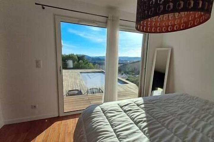 Location de vacances pour 6 personnes, avec jardin à Montredon-des-Corbières - 4