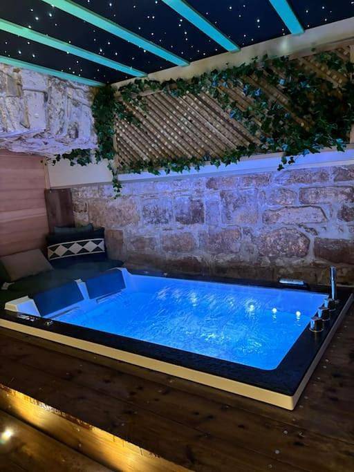 Maison de vacances pour 2 personnes, avec jacuzzi ainsi que jardin et sauna