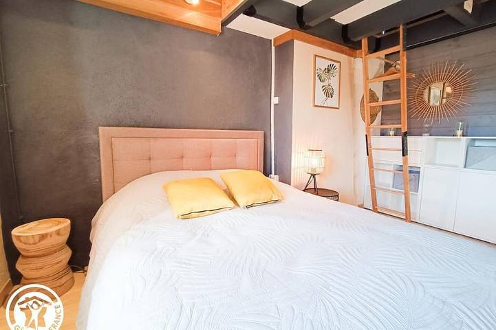 Location de vacances pour 2 personnes, avec jardin à Sénaillac-Lauzès - 2