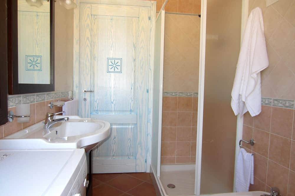 Vrijstaande villa in het prachtige en intieme dorp, de jachthaven van Tertenia in Tertenia, Provincie Ogliastra