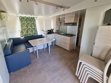 Camping pour 6 Personnes dans Châtillon-en-Diois, Région de Die, Photo 3