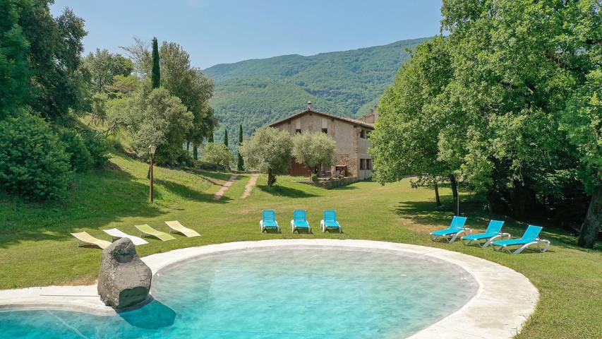 Apartamento para 6 personas, con jardín en Garrotxa