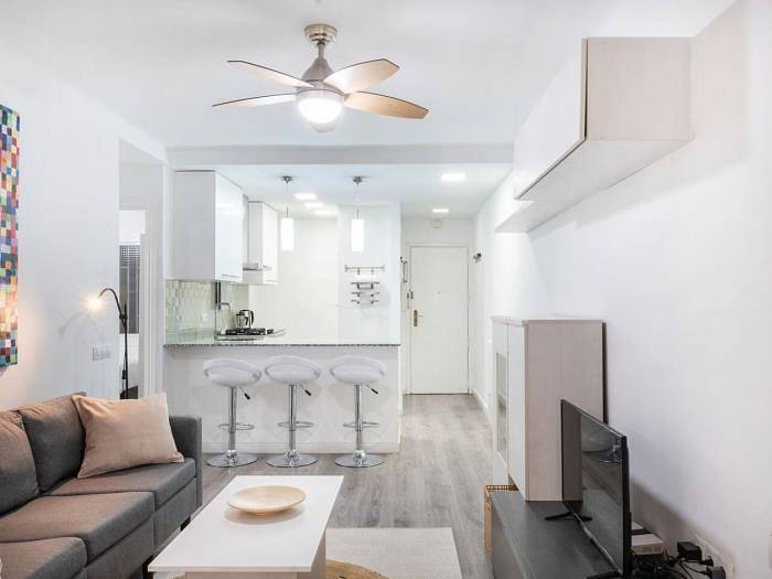 Ganze Ferienwohnung, Ferienwohnung für 4 Personen mit Balkon/Terrasse in Horta-Guinardó, Barcelona