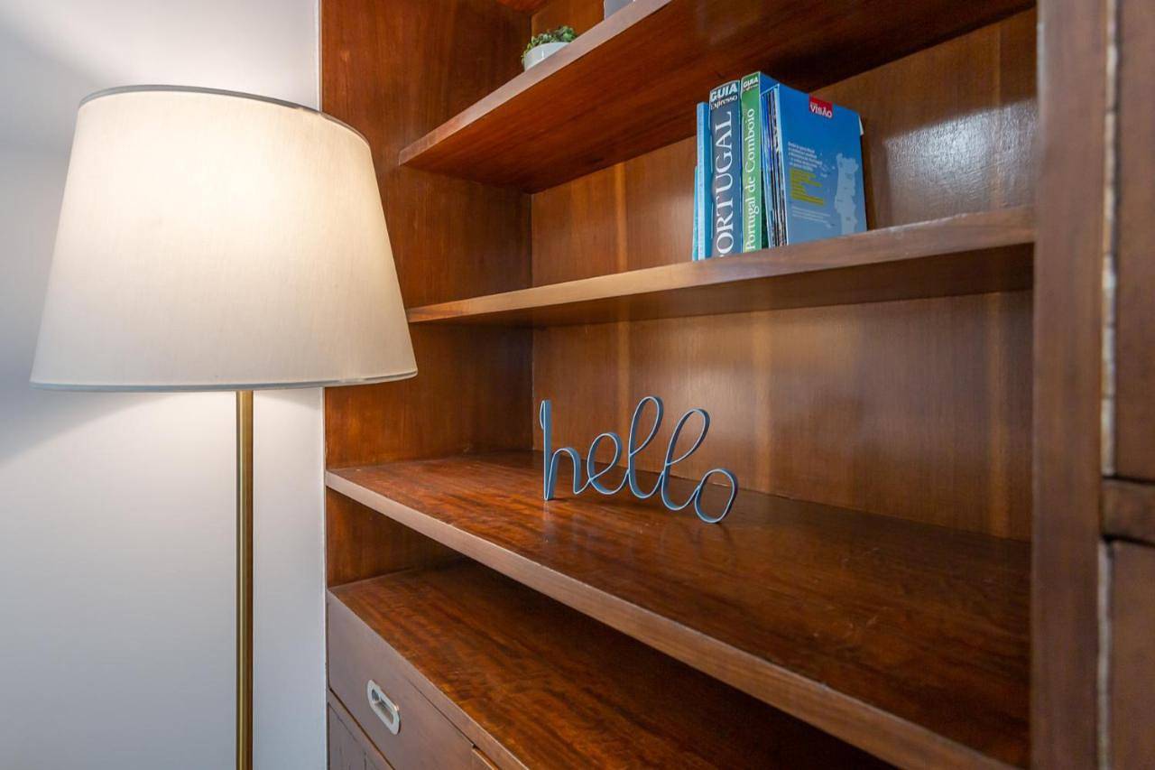 Apartamento inteiro, Apartment With a Garden, Close to Carcavelos Beach in Carcavelos e Parede, Costa de Lisboa
