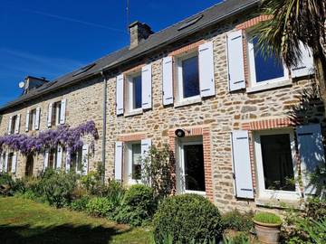 Gîte pour 12 personnes, avec vue et jardin, animaux acceptés à Trégomeur