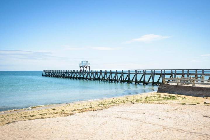 Gîte pour 2 personnes, avec jardin et vue à Luc-sur-Mer - 3