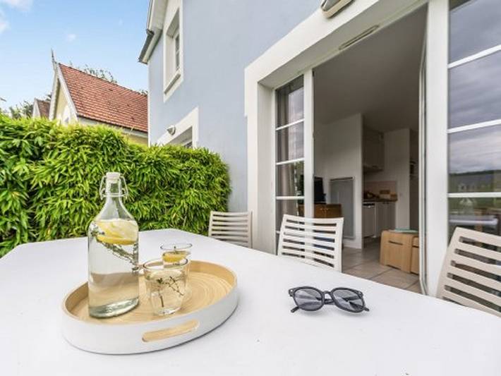 Location de vacances pour 5 personnes, avec Balcon et Jardin ainsi que Piscine et Sauna dans Aquaclub de Belle Dune