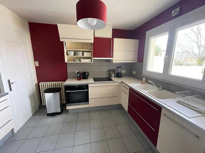 Villa pour 12 personnes, avec jardin, animaux acceptés dans l' Isère - 2