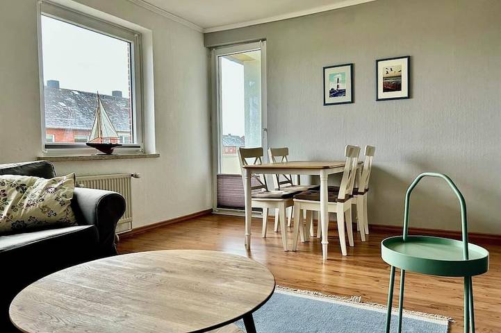Ganze Wohnung, Geschmackvolle und familienfreundliche Ferienwohnung in Golfplatznähe in Nordfriesische Inseln (Schleswig-Holstein) (Schleswig-Holstein), Hörnum