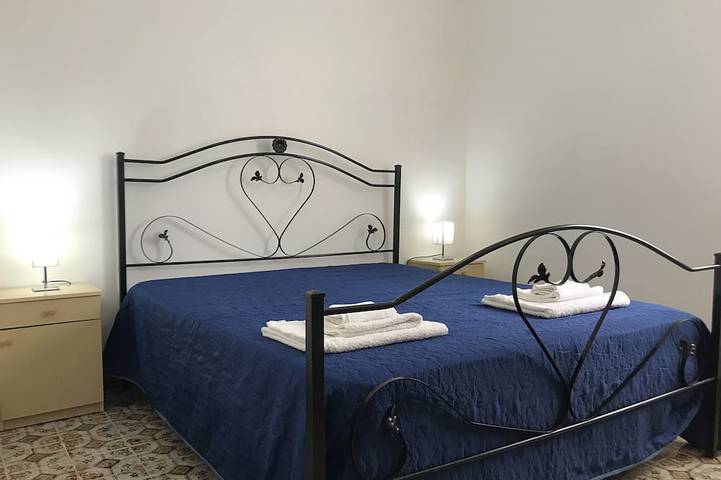 Villa individuelle avec belle terrasse donnant sur la mer Offre 23.-31. 08 600Euro in Sciacca, Province de Agrigento