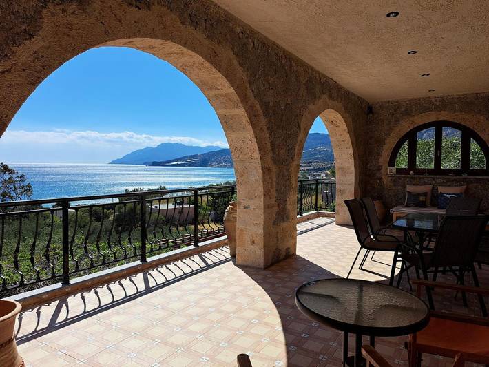 Casa vacanza per 6 persone, con Balcone e Terrazza nonché Giardino a Creta