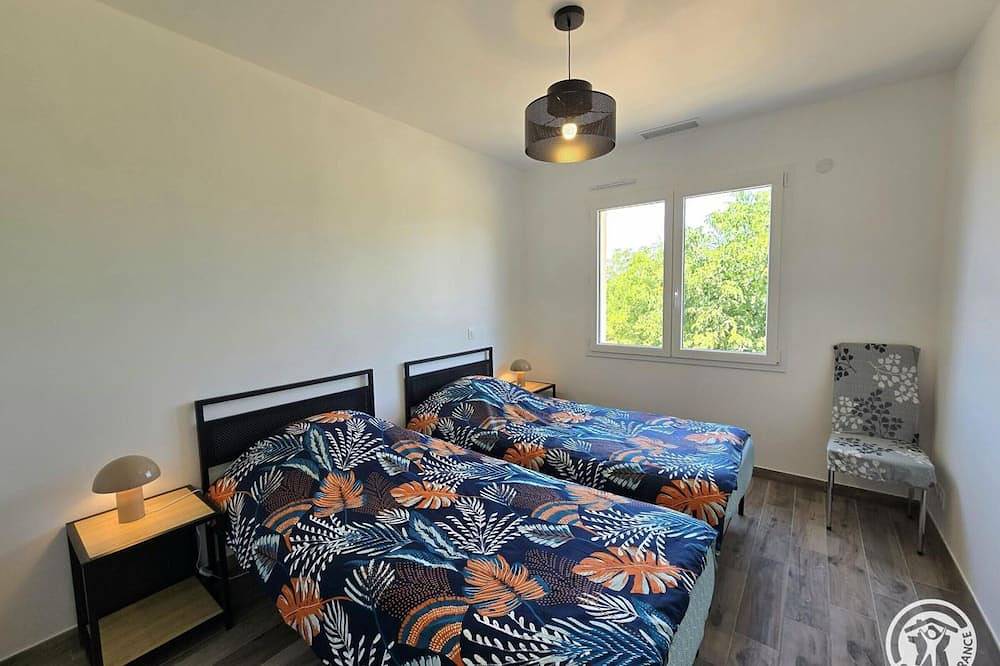 Appartement entier, Maison neuve avec clim - 4 pers. vue château in Excideuil, Périgord Vert