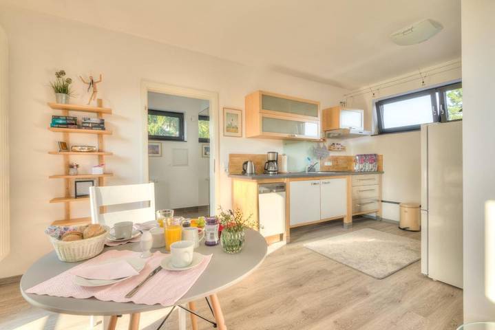 Ferienwohnung für 3 Personen, mit Balkon und Terrasse sowie Ausblick in Französisch Buchholz Berlin