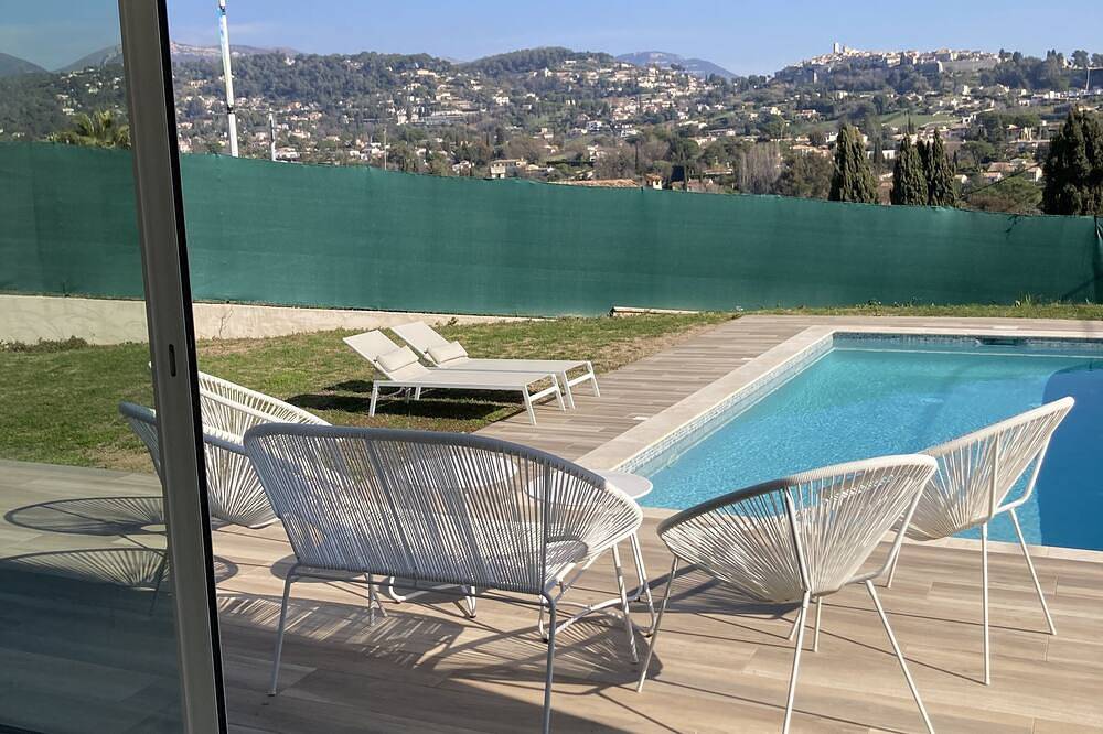 New villa with pool and view St Paul de Vence in Saint-Paul-de-Vence, Cannes und Umgebung