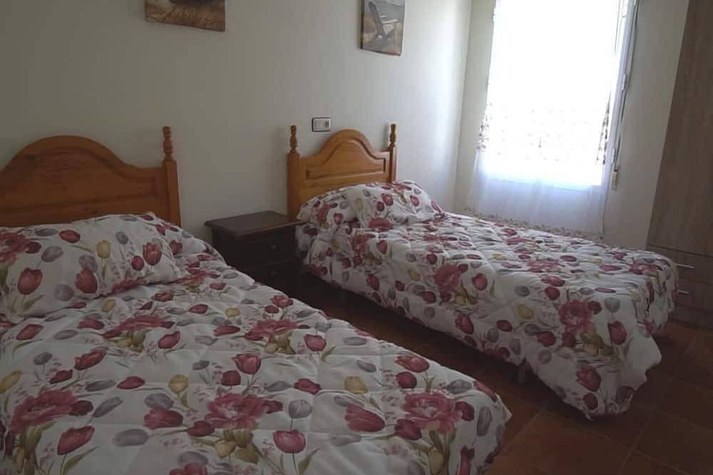 Casa Rural Dehesa de Algar in Algar, Pueblos Blancos