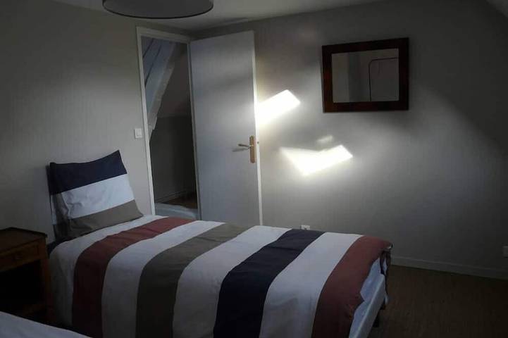 Gîte pour 9 personnes, avec terrasse et jardin, animaux acceptés à Sigy-en-Bray - 4