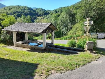 Gîte pour 6 personnes, avec terrasse, animaux acceptés à Biert