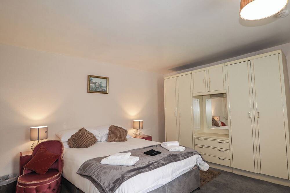 Ivy House, pet friendly, with open fire in Kingussie in Kingussie, Cairngorms National Park