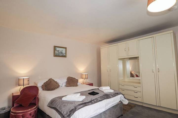 Ivy House, pet friendly, with open fire in Kingussie in Kingussie, Cairngorms National Park