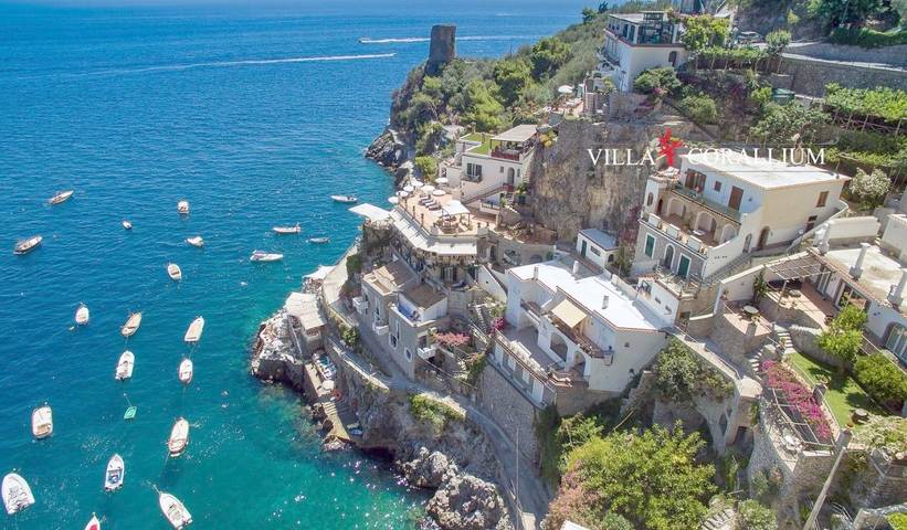 B&b per 2 persone, con Terrazza e Idromassaggio nonché Giardino e Piscina a Praiano
