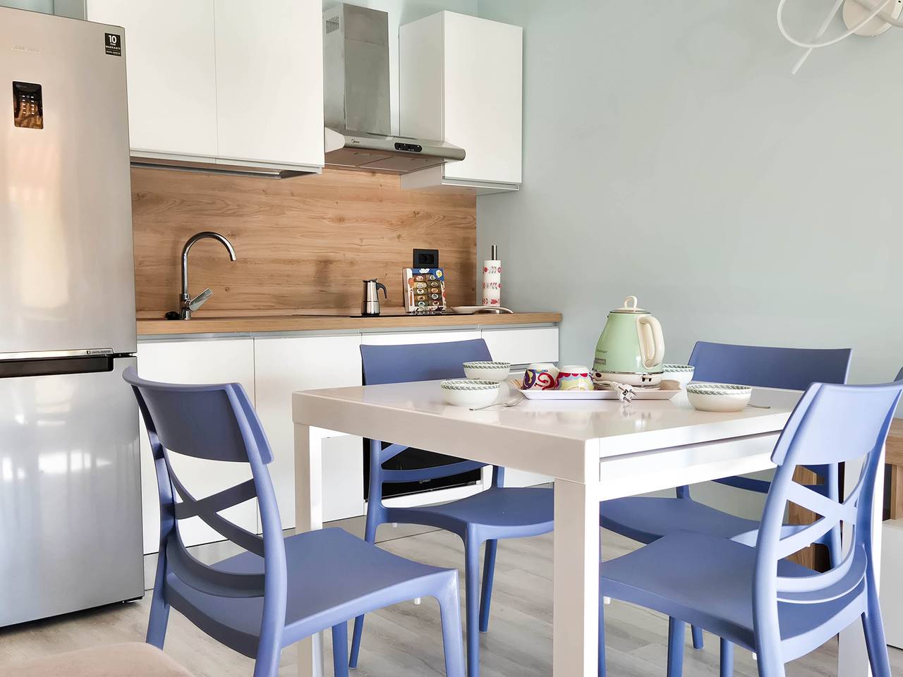 Entire apartment, Garda Breeze By Case al Lago in Puegnago sul Garda, Garda Mountains