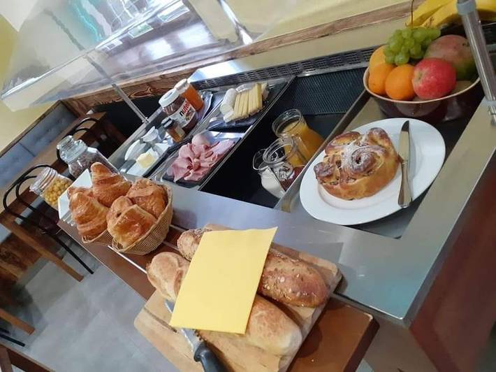 Hôtel pour 5 personnes, avec jardin, animaux acceptés à Raddon-et-Chapendu - 2