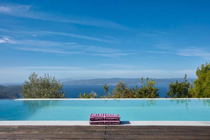 Ferienhaus für 10 Personen, mit Garten und Pool sowie Ausblick auf Skiathos - 2