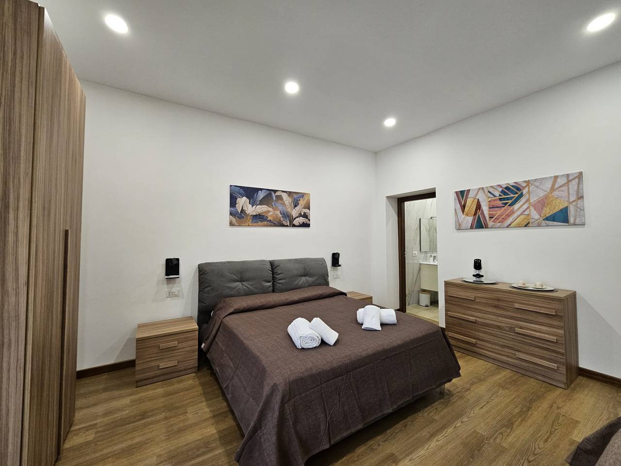 La Darsena Guesthouse Room 1 - by Be Your Home in Civitavecchia, Rom Provinz