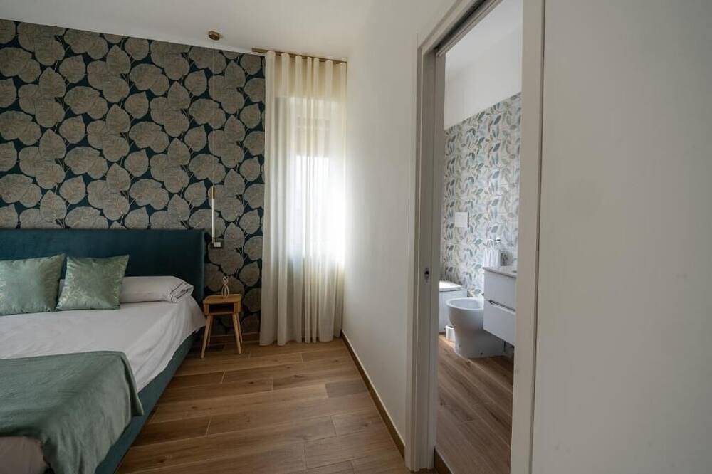 Maraf Rooms Venere - Elegance and Comfort near Pompeii in Torre Annunziata, Vesuvio National Park