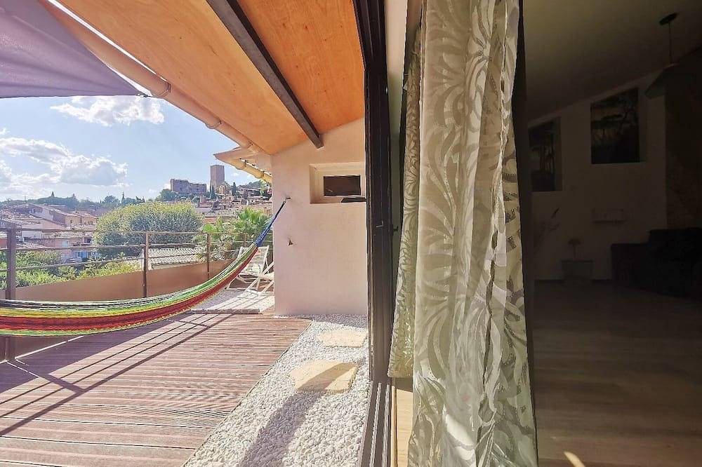 Entire apartment, Le nid Enchanté Panoramic view in Les Arcs (Var), Draguignan region