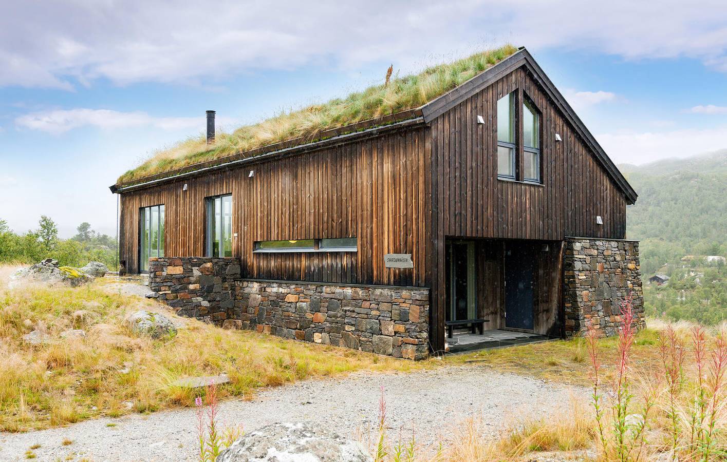 Ferienhaus für 8 Personen mit Garten in Vinje