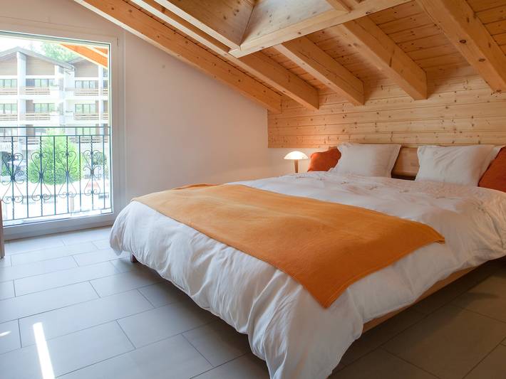 Gîte pour 6 personnes, avec vue et terrasse à Loèche-les-Bains - 4