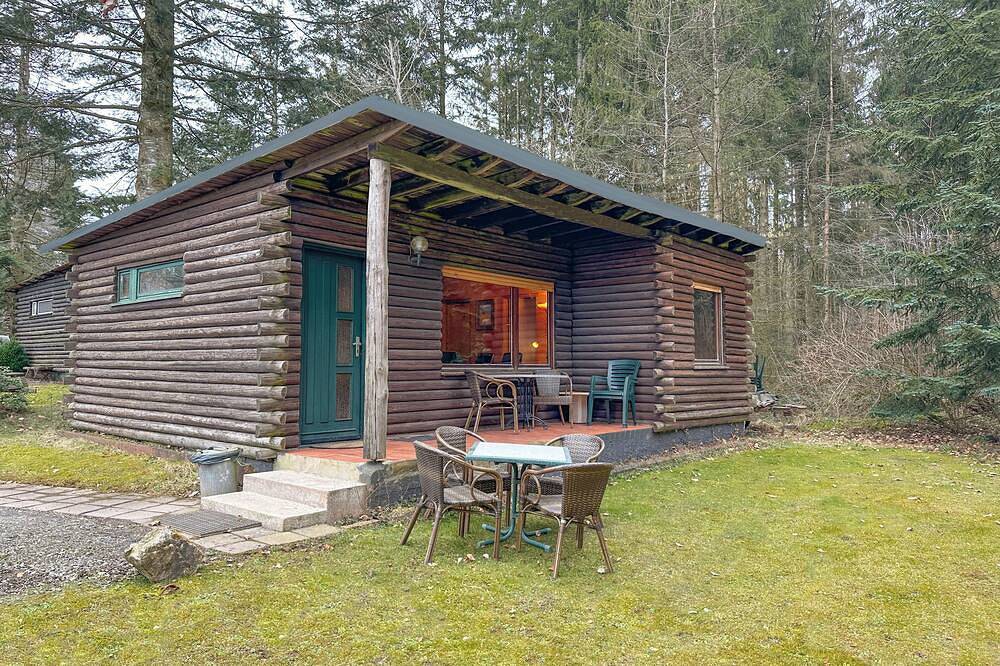 Schönes Holzhaus auf dem Lande in Brandscheid, Naturpark Hohes Venn-Eifel