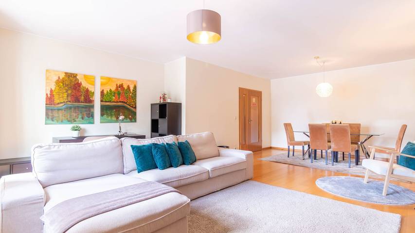 Apartamento de férias para 6 pessoas, com varanda em Ramalde