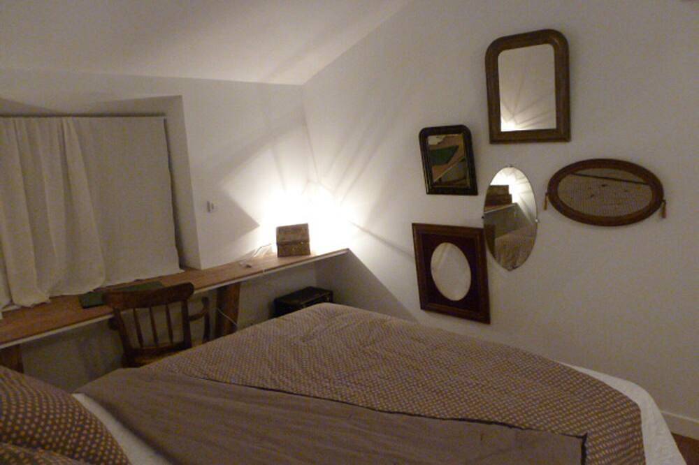 «Lieu-Dit» Duplex 37m2 Climatisé-Parking-Jardinet in Poitiers, Vienne (France)