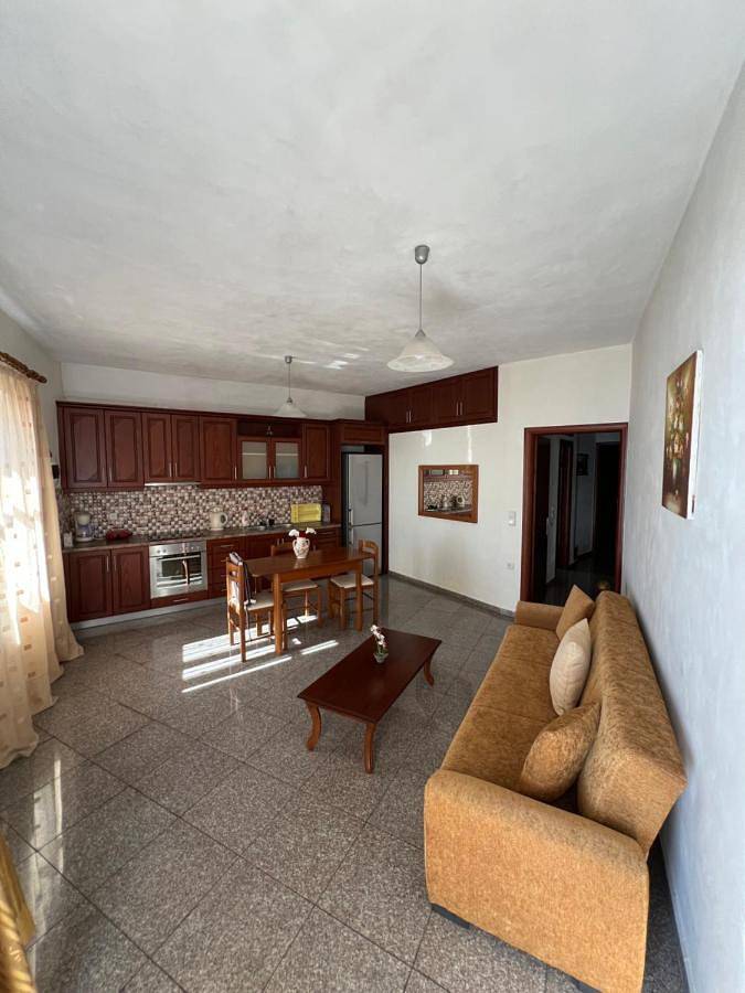 Ferienwohnung für 3 Personen, mit Garten und Ausblick, kinderfreundlich in Petra (Griechenland) - 2