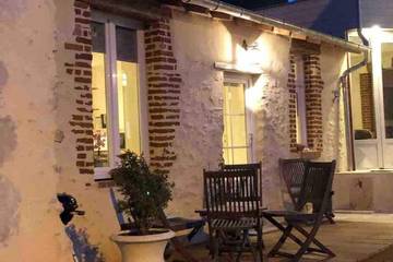 Gîte pour 2 personnes, avec terrasse à Vineuil