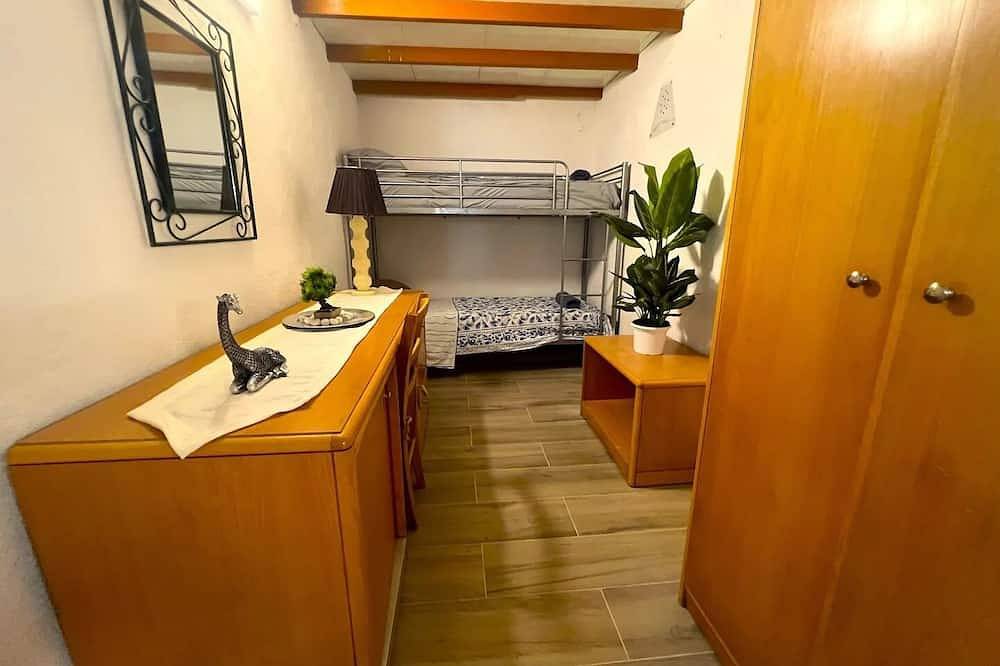 Charming 3-bedroom house with Wifi, Ac in brilliant Tas-Sliema in Tas-Sliema, Insel Malta