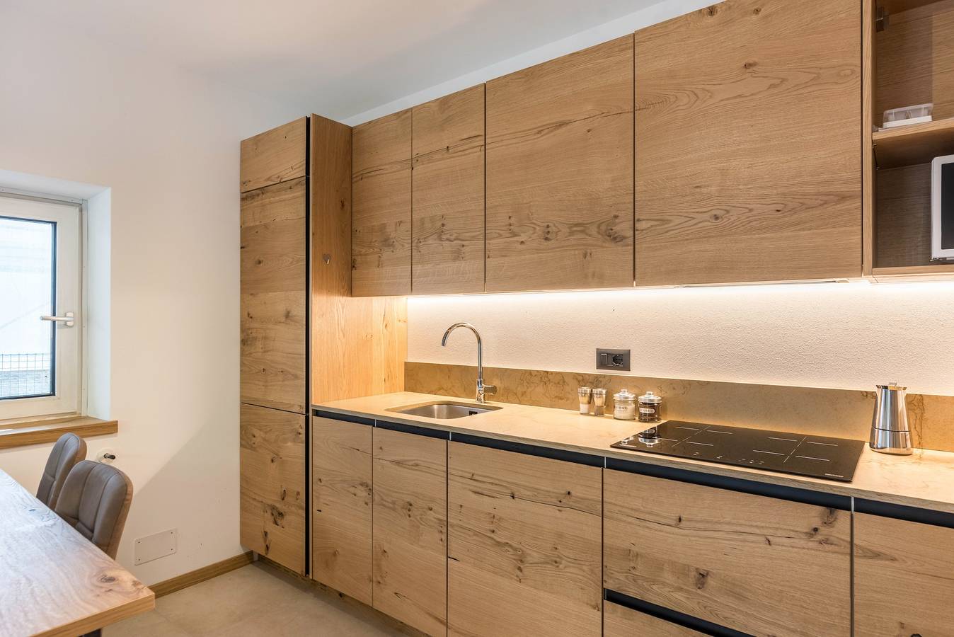 Ganze Wohnung, Ferienwohnung 'Campanile Basso' mit Bergblick, Balkon & Wlan in San Lorenzo in Banale, Brentagruppe