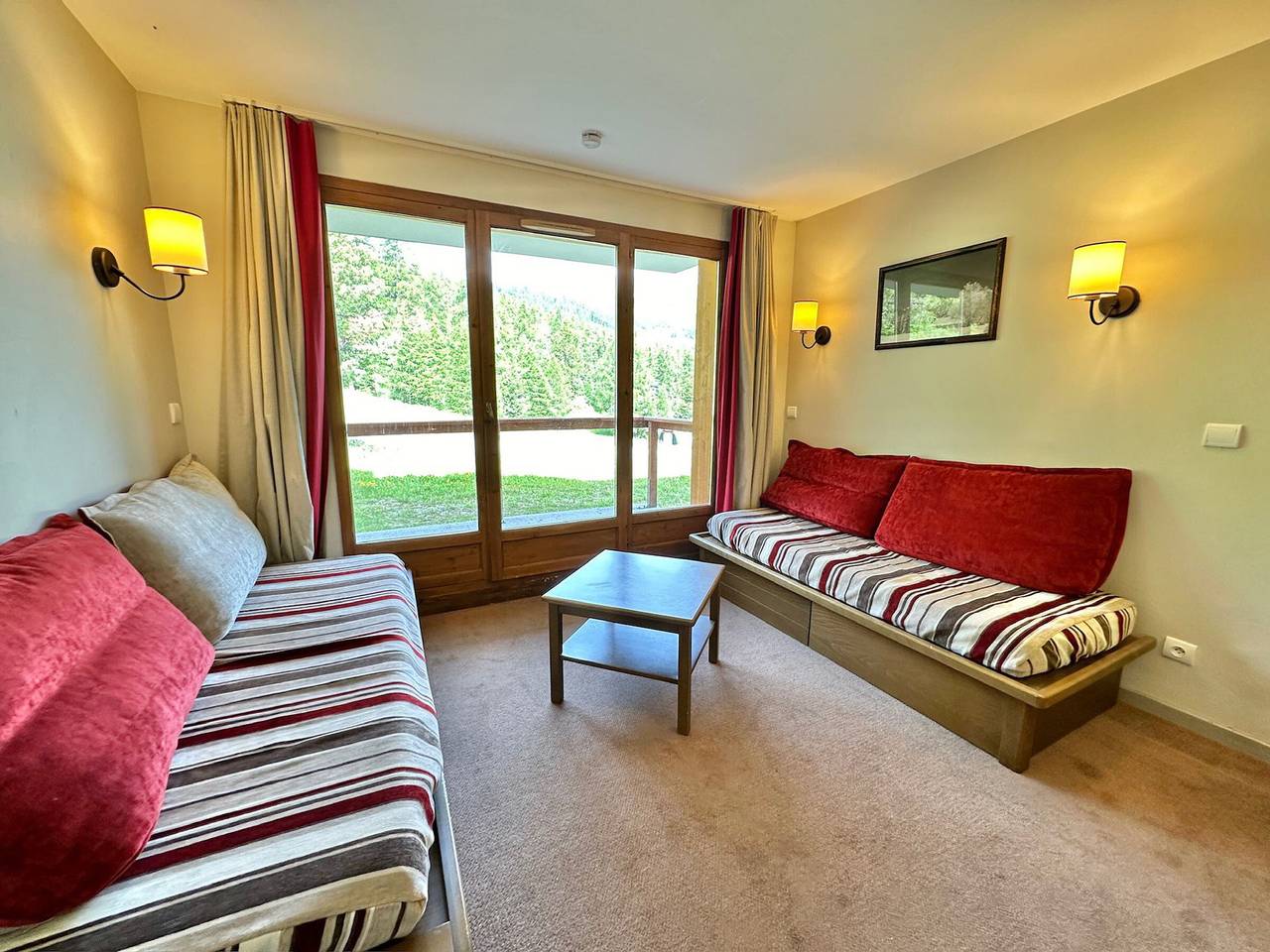 Ganze Wohnung, Ski-in/Ski-out, Pool und Parkplatz in Vars, Briançon und Umgebung