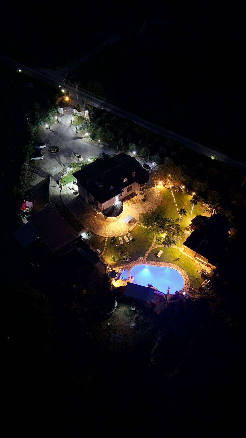 Villa Aresini – Demeure Exclusive avec Piscine Privée et Vue Montagne in Montemiletto, Province d'Avellino