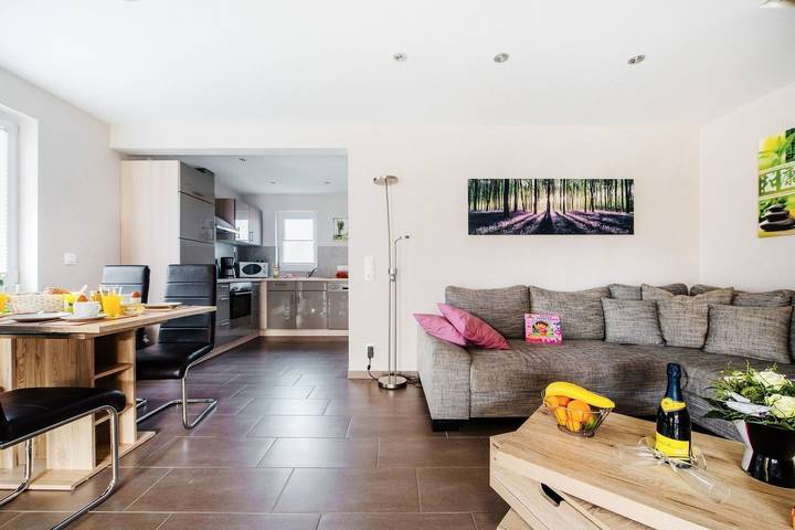 Ferienhaus für 6 Personen, mit Terrasse und Ausblick sowie Garten, mit Haustier in Sachsen-Anhalt - 2