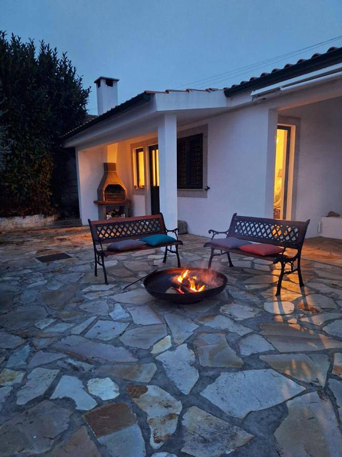 Location de vacances pour 6 personnes, avec piscine ainsi que terrasse et vue dans Vila Pouca de Aguiar - 2