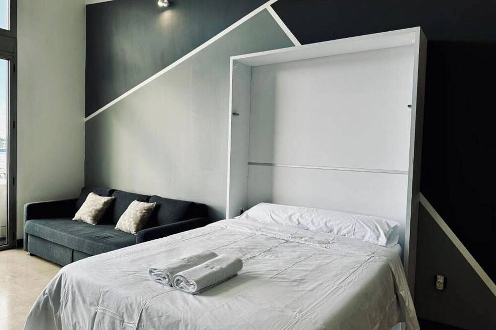 Entire apartment, Loft Ebano with parking by bebalmy in Madrid, Madrid Province