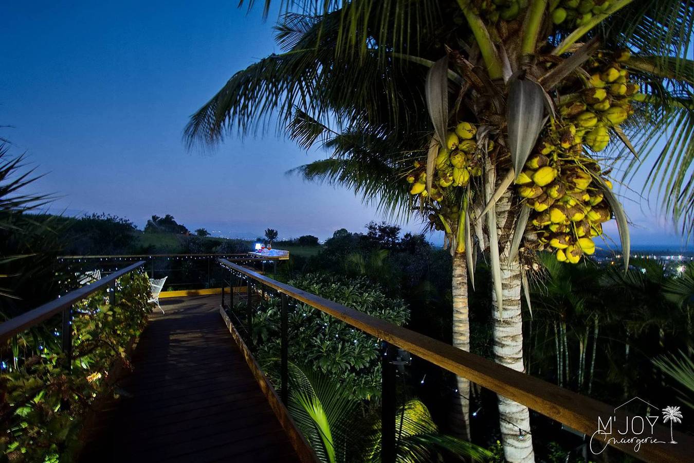 Appartement de vacances entier, Villa Amara - Somptueuse Villa en bord de Ravine in L'Étang-Salé, Île de la Réunion